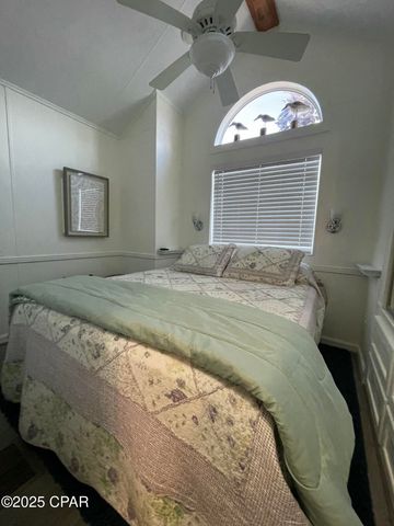 1219 Thomas 203, Panama City Beach, FL 32408