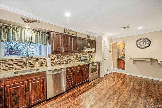 1277 Hummel Avenue, Holbrook, NY 11741