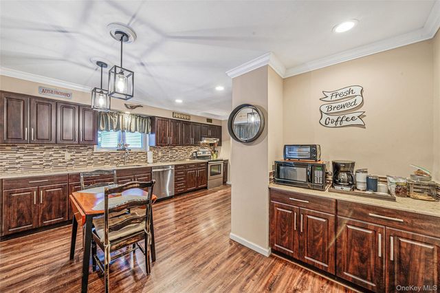 1277 Hummel Avenue, Holbrook, NY 11741