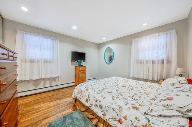 1277 Hummel Avenue, Holbrook, NY 11741