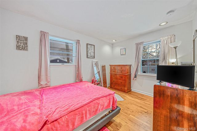 1277 Hummel Avenue, Holbrook, NY 11741