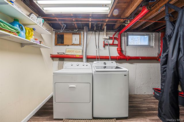 1277 Hummel Avenue, Holbrook, NY 11741