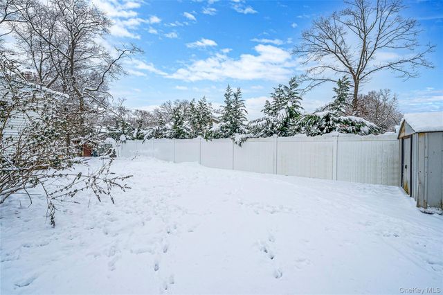 1277 Hummel Avenue, Holbrook, NY 11741