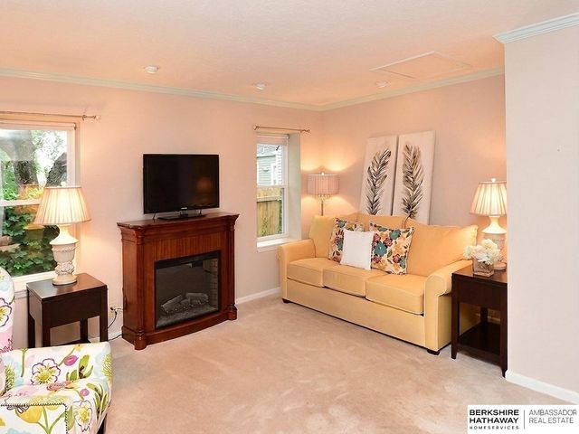 1016 S 52nd Street, Omaha, NE 68106