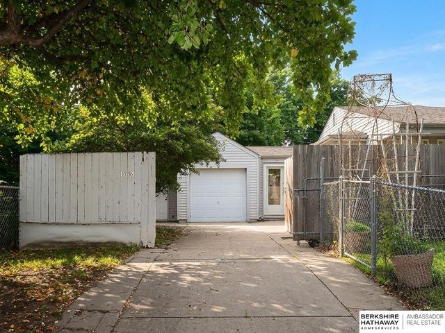 1016 S 52nd Street, Omaha, NE 68106