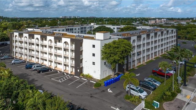 1541 S Ocean Blvd Apt 318, Lauderdale By The Sea, FL 33062