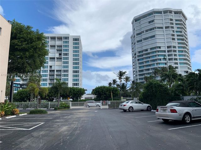 1541 S Ocean Blvd Apt 318, Lauderdale By The Sea, FL 33062