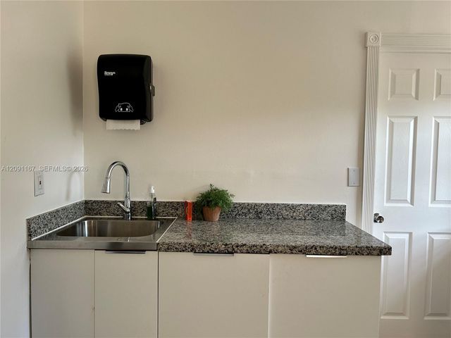 1541 S Ocean Blvd Apt 318, Lauderdale By The Sea, FL 33062