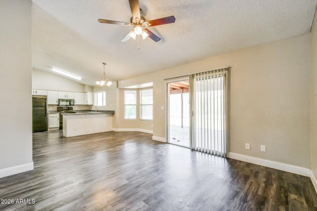 6136 E EVERGREEN Street, Mesa, AZ 85205