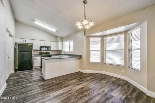 6136 E EVERGREEN Street, Mesa, AZ 85205