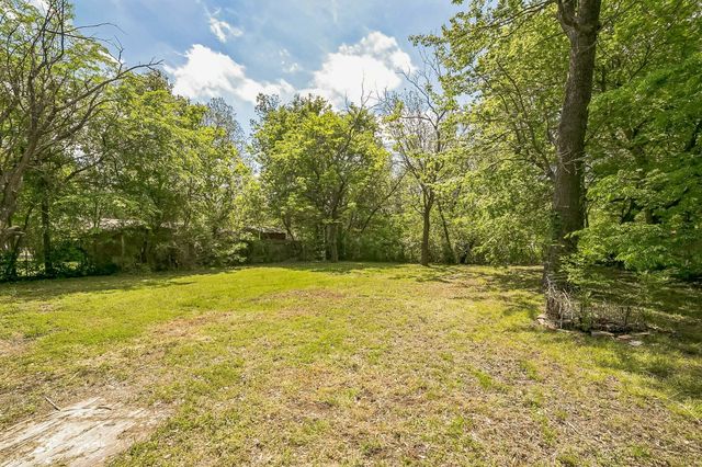 2126 Cedar Street, Paris, TX 75460