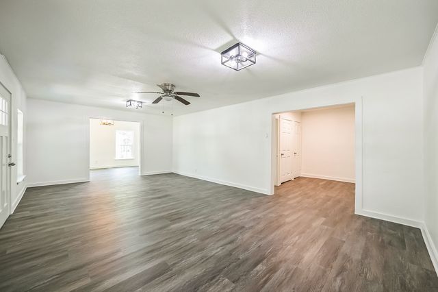 2126 Cedar Street, Paris, TX 75460