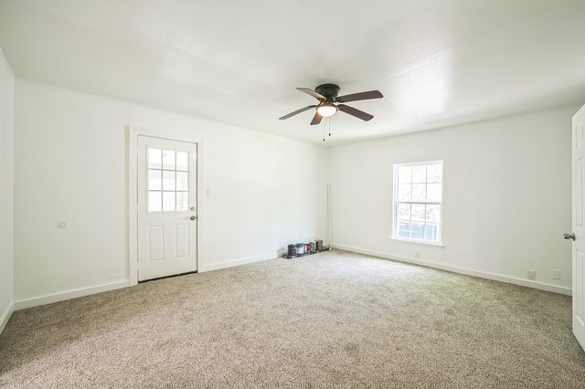 2126 Cedar Street, Paris, TX 75460