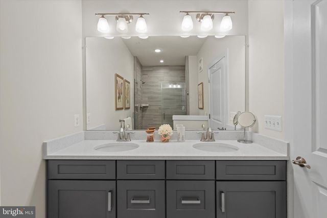 813 ROCKWELL AVE, Gaithersburg, MD 20878
