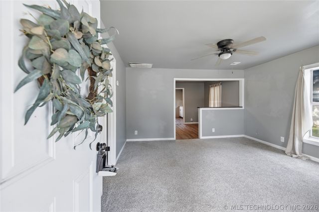 324 E Needles Avenue, Bixby, OK 74008
