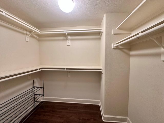 1602 Elgin Street 13, Houston, TX 77004