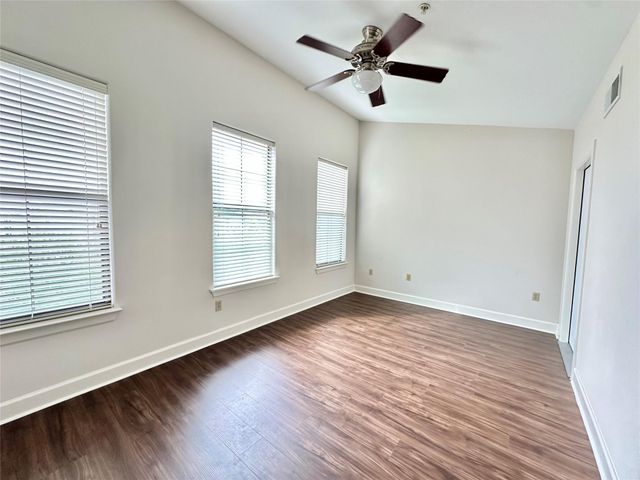 1602 Elgin Street 13, Houston, TX 77004