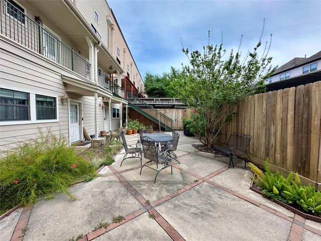 1602 Elgin Street 13, Houston, TX 77004