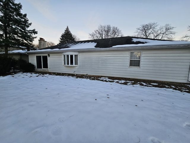 3524 SARATOGA Avenue, Downers Grove, IL 60515