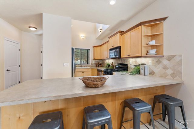 2254 S Blackspur Way, Meridian, ID 83642