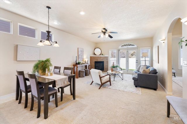 2254 S Blackspur Way, Meridian, ID 83642