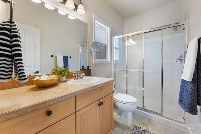 2254 S Blackspur Way, Meridian, ID 83642