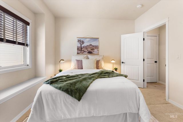 2254 S Blackspur Way, Meridian, ID 83642