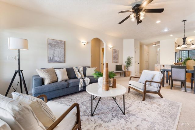 2254 S Blackspur Way, Meridian, ID 83642