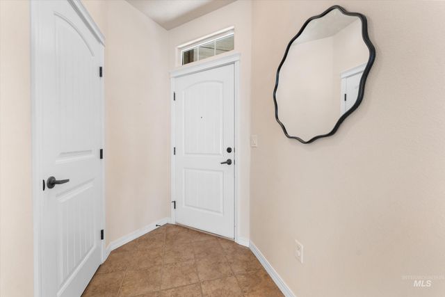 2254 S Blackspur Way, Meridian, ID 83642