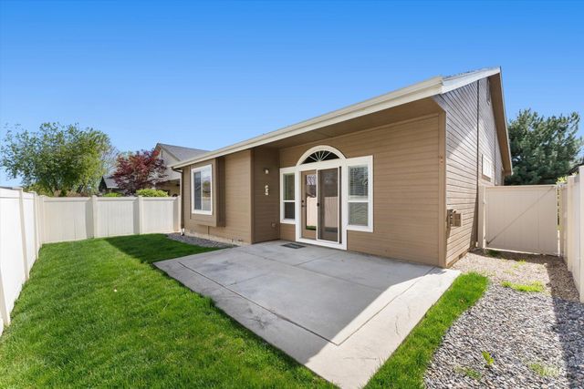 2254 S Blackspur Way, Meridian, ID 83642