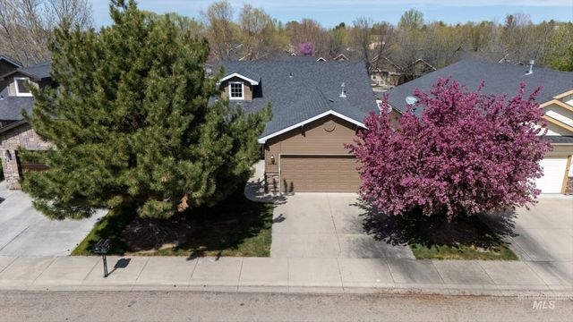 2254 S Blackspur Way, Meridian, ID 83642