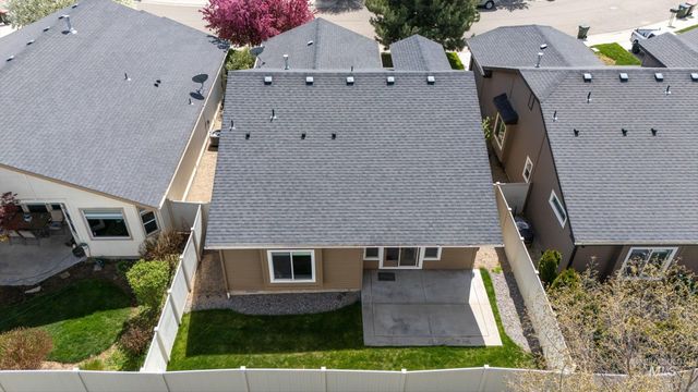 2254 S Blackspur Way, Meridian, ID 83642