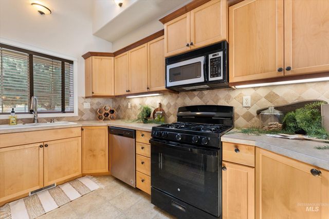 2254 S Blackspur Way, Meridian, ID 83642