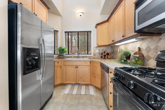 2254 S Blackspur Way, Meridian, ID 83642