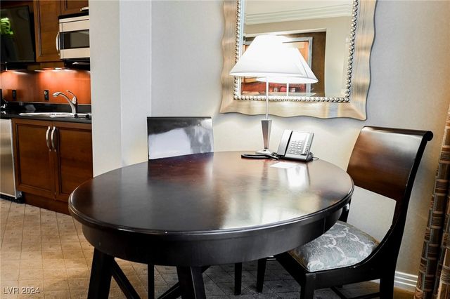 125 East HARMON Avenue 3309, Las Vegas, NV 89109