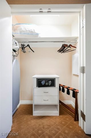 125 East HARMON Avenue 3309, Las Vegas, NV 89109