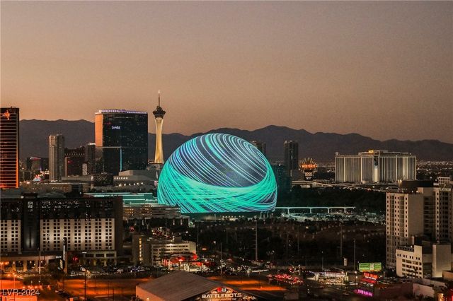 125 East HARMON Avenue 3309, Las Vegas, NV 89109