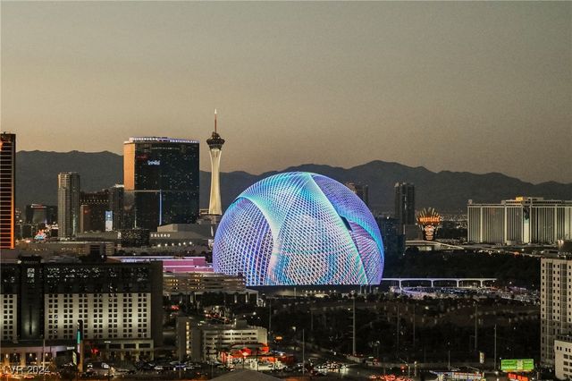 125 East HARMON Avenue 3309, Las Vegas, NV 89109