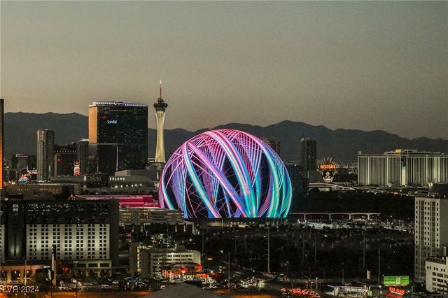 125 East HARMON Avenue 3309, Las Vegas, NV 89109