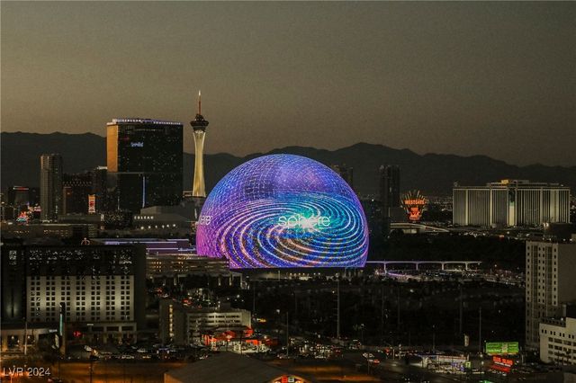 125 East HARMON Avenue 3309, Las Vegas, NV 89109