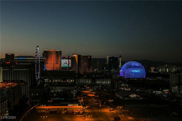125 East HARMON Avenue 3309, Las Vegas, NV 89109