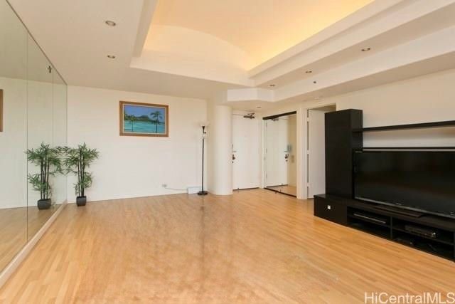 1212 Nuuanu Avenue 4002, Honolulu, HI 96817