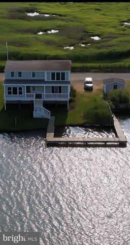 1425 E MALLARD DR, Manahawkin, NJ 08050