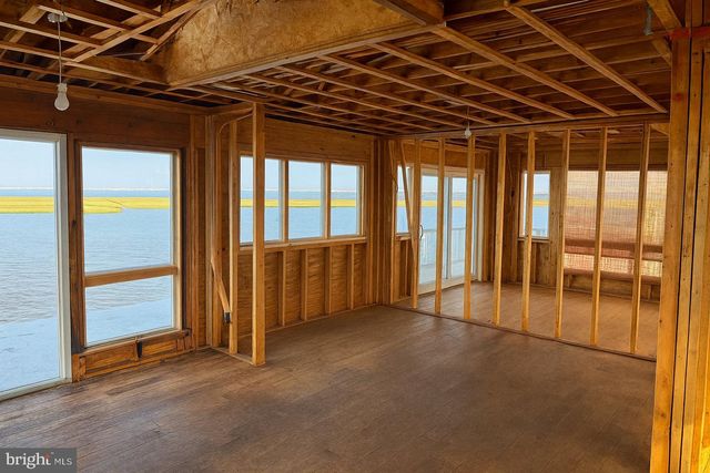 1425 E MALLARD DR, Manahawkin, NJ 08050