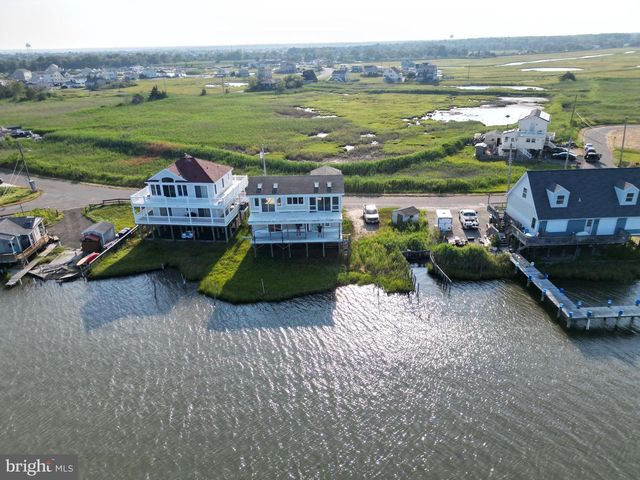 1425 E MALLARD DR, Manahawkin, NJ 08050