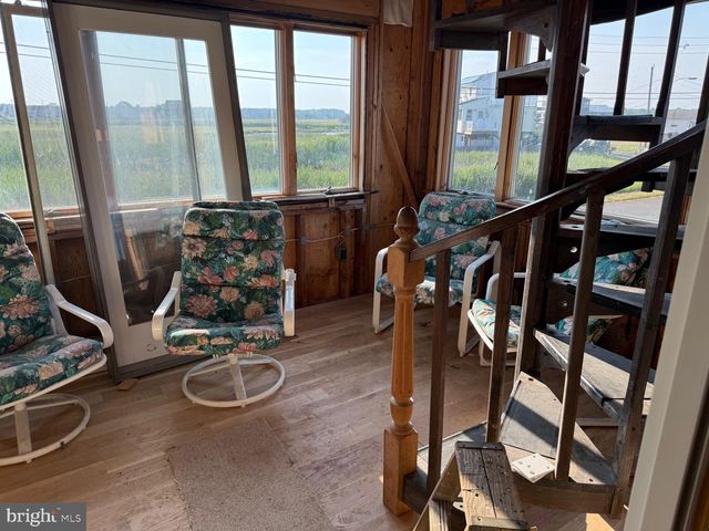 1425 E MALLARD DR, Manahawkin, NJ 08050