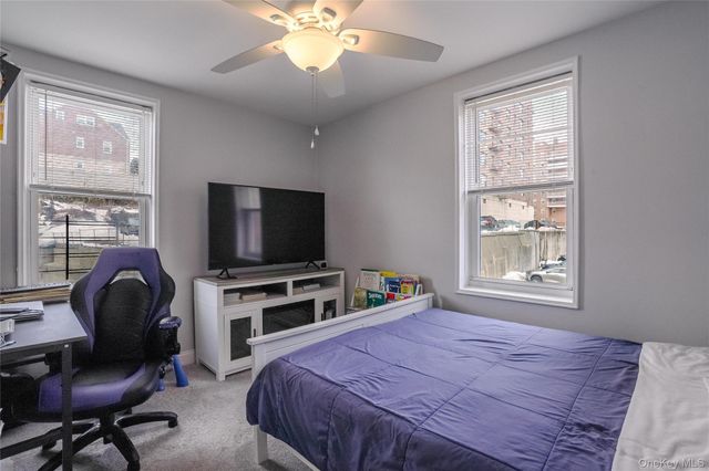 345 Bronx River Road 4D, Yonkers, NY 10704