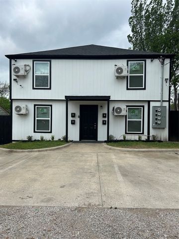 407 N Justin Avenue Unit D, Dallas, TX 75211