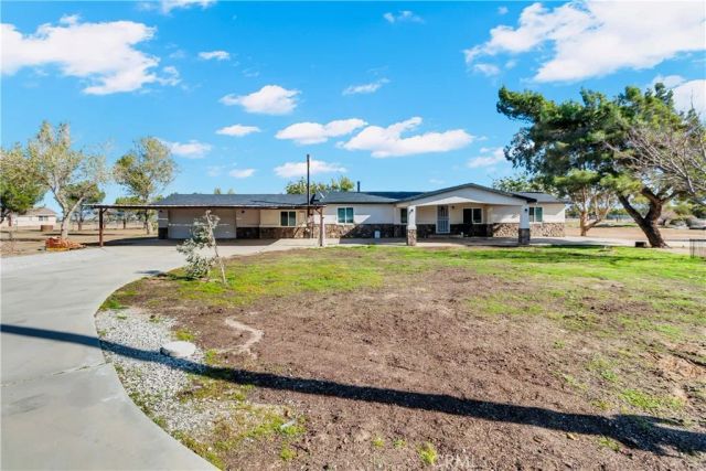 9888 Trinity, Oak Hills, CA 92344