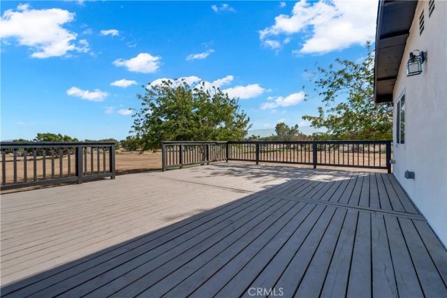 9888 Trinity, Oak Hills, CA 92344